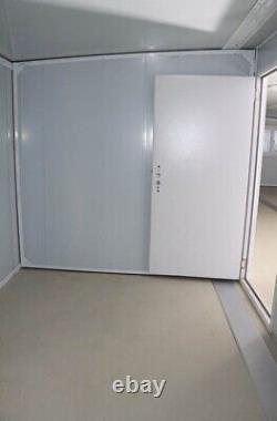 20FT Mobile Expandable Container House EMPTY BATHROOM INCLUDED